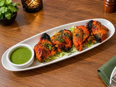 Tandoori chicken with mint chutney